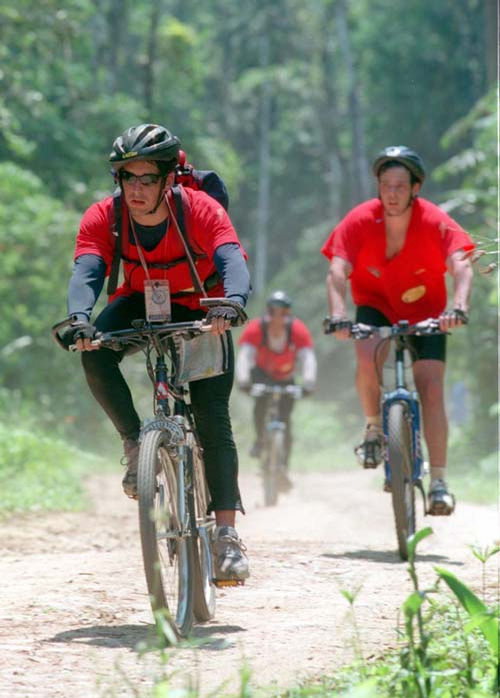 Nas corridas de aventura  os trechos de bike costumam ser longos  com subidas e descidas. (foto: Arquivo Adventure Camp)