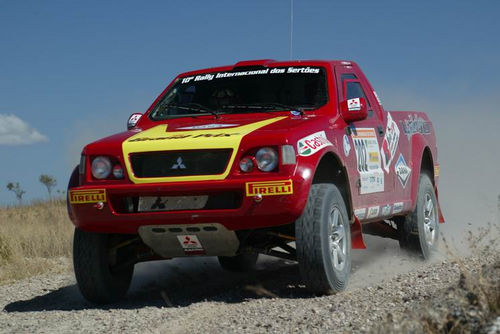 Itens da L200 RIII foram testados durante todo o Campeonato Brasileiro. (foto: André Chaco / Arquivo Webventure)