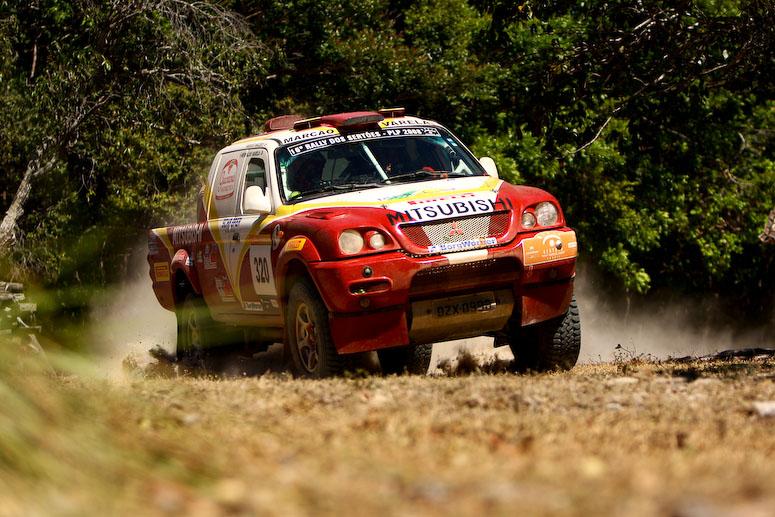 Varela continua em terceiro no acumulado de carros (foto: Tom Papp)