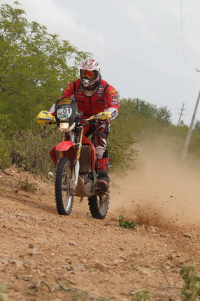 Denisio do Nascimento competirá com duas motos (foto: Thiago Padovanni/ www.webventure.com.br)