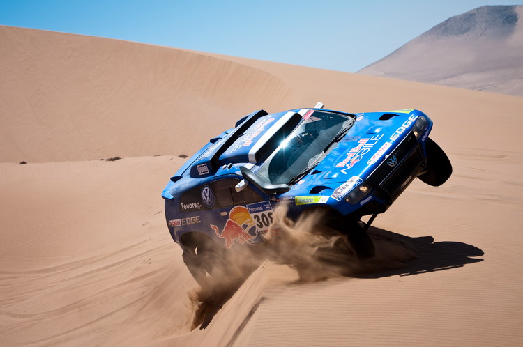 Giniel De Villiers conquistou a 9ª vitória da Volks no Dakar 2011 (foto: Marcelo Maragni)